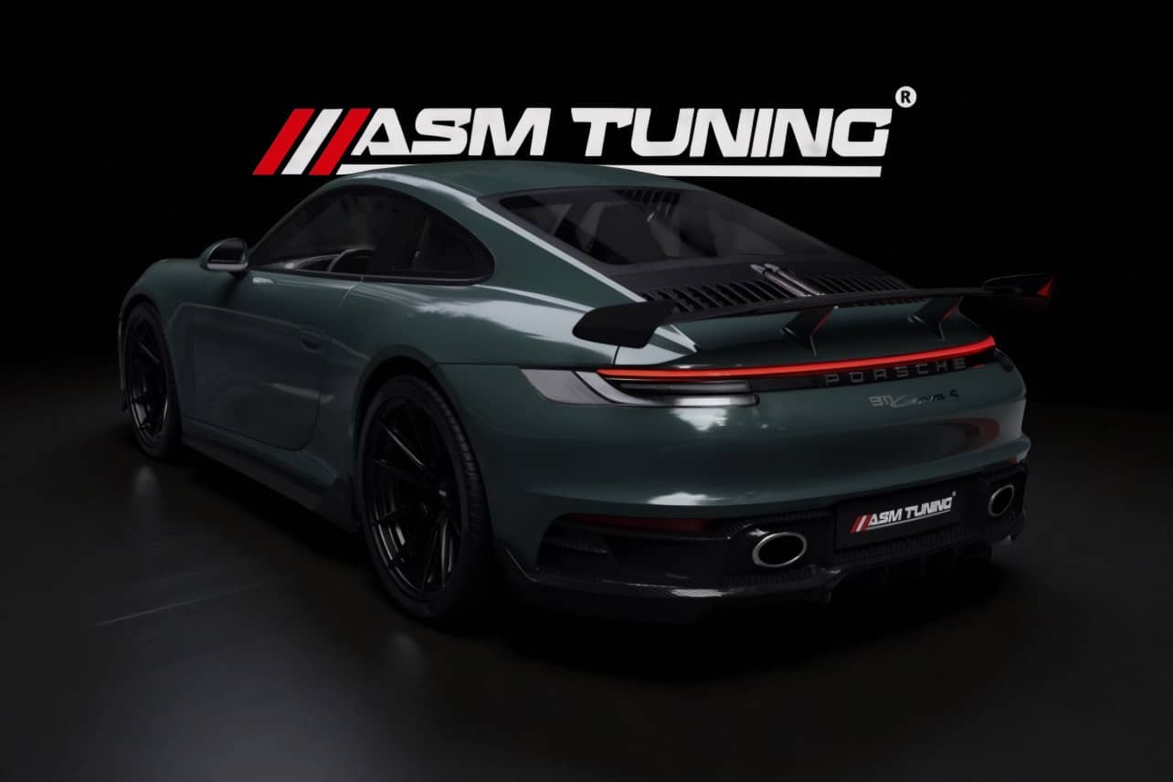 Mașină tunată cu spoiler din fibră de carbon de la ASM Tuning