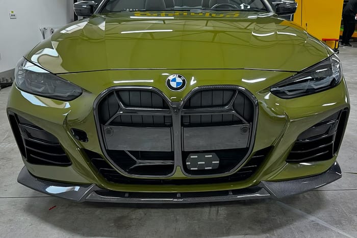 Splitter frontal carbon pre-preg pentru BMW G22/G23 – downforce sporit și design agresiv inspirat de Competition, ASM Tuning 2025