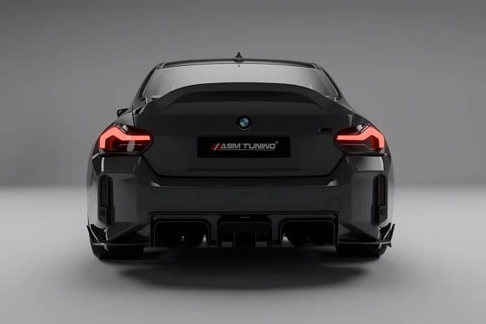 BMW M2 cu difuzor și eleron din fibră de carbon autentică ASM Tuning – ilustrare a avantajelor materialelor premium în tuning auto față de plastic ABS
