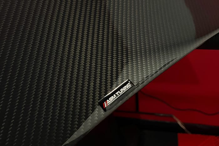 Spoiler din fibră de carbon pentru tuning auto de la ASM Tuning